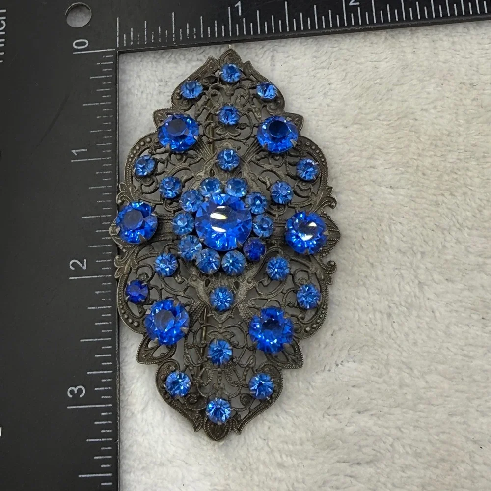 Vintage Brooch Blue Rhinestone Filigree Silver Tone